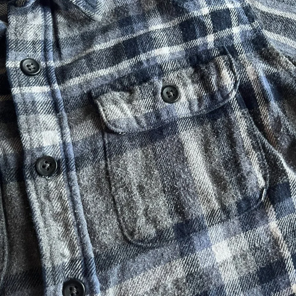 Old Navy gray and blue flannel shirt S 6-7